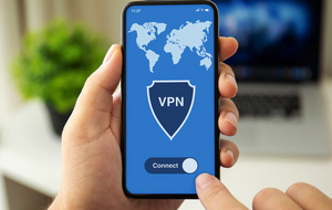 Пользователи интернета в России отмечают участившиеся проблемы с использованием VPN. Подозревают, что его блокируют власти