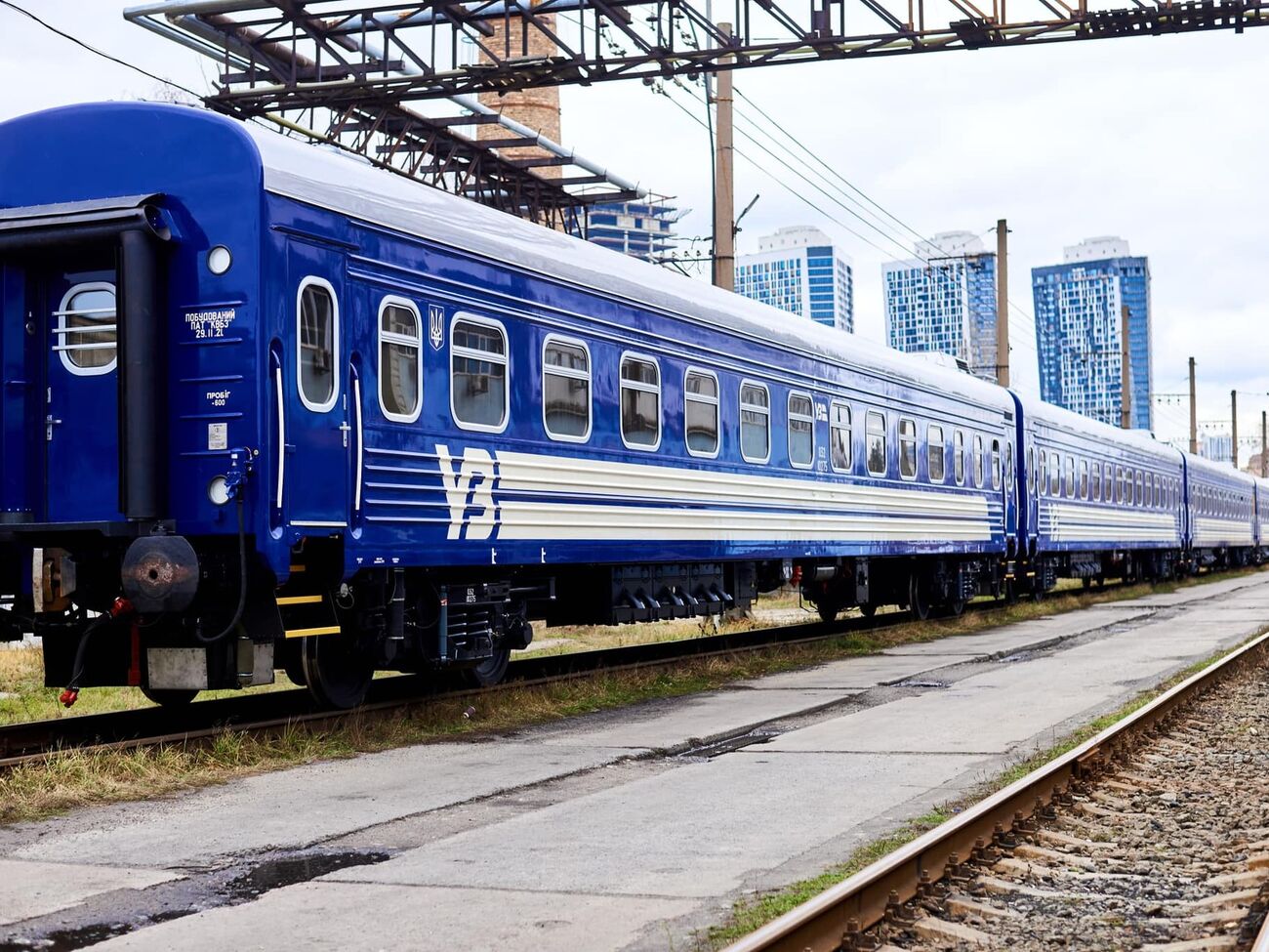 Середній вік пасажирських вагонів в Україні становить приблизно 30 років