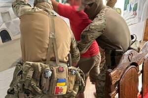 Голову Білгородської районної ради підозрюють у крадіжці швидкісного катера