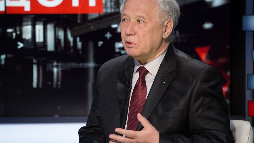 Україна може взяти на себе зобов'язання щодо демілітаризації Криму, якщо це буде умовою її вступу в НАТО, припустив Єхануров