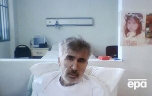 Колишньому президенту проводять симптоматичне лікування, повідомили медики