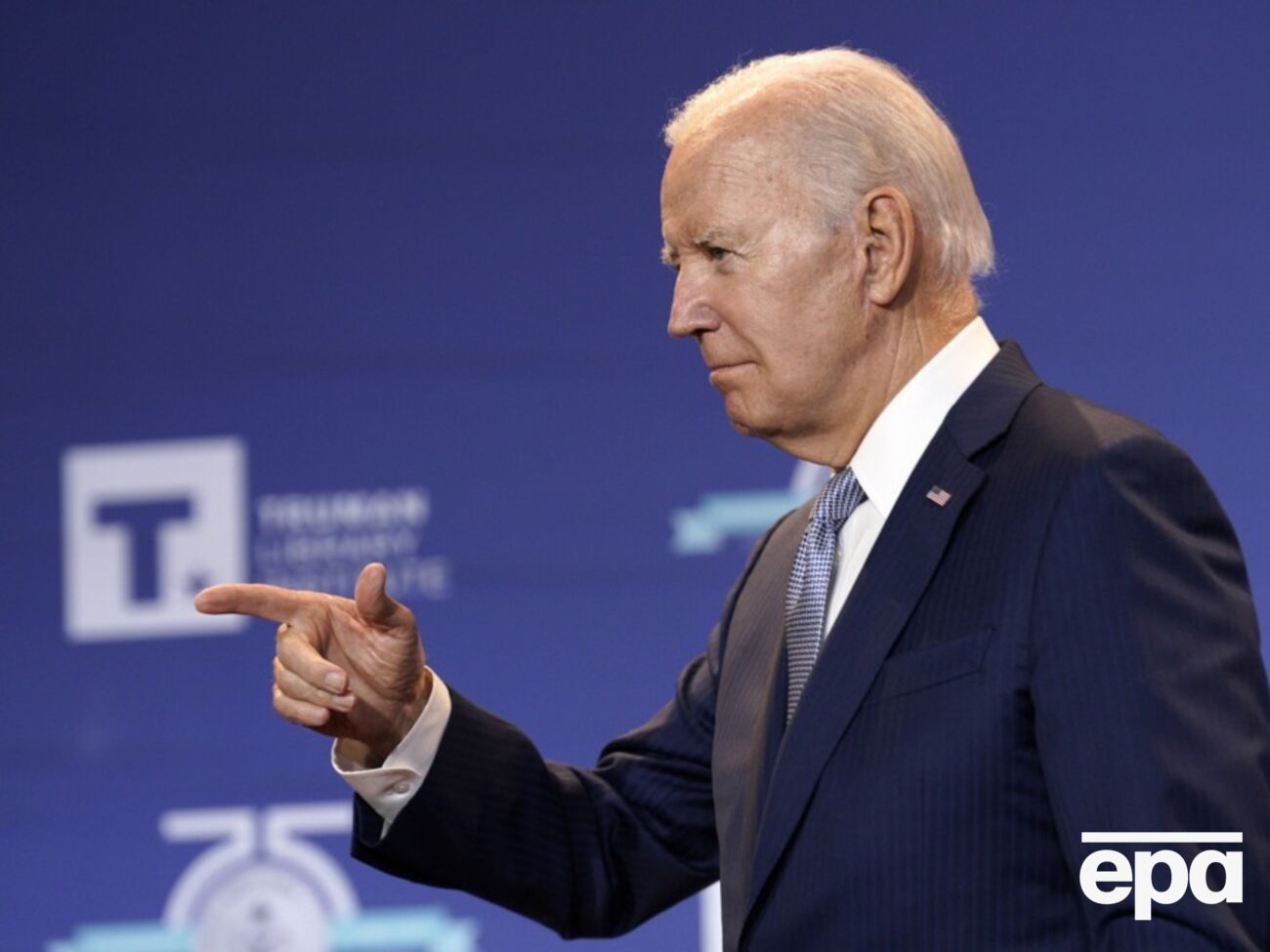 Байден считает, что Китай "в беде"