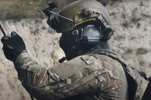 Кабмин выделил ГУР 200 млн грн для "осуществления мероприятий, связанных с укреплением обороноспособности государства", отметил Мельничук