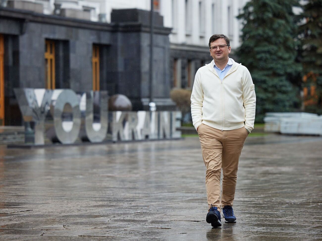 Кулеба поблагодарил Грецию за присоединение к усилиям G7 по укреплению безопасности Украины