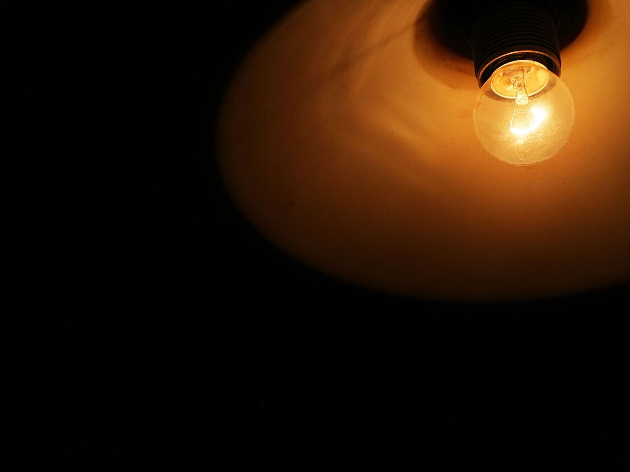 В Украине уже обменяли 20 млн старых лампочек на светодиодные, отметили в Минэкономики