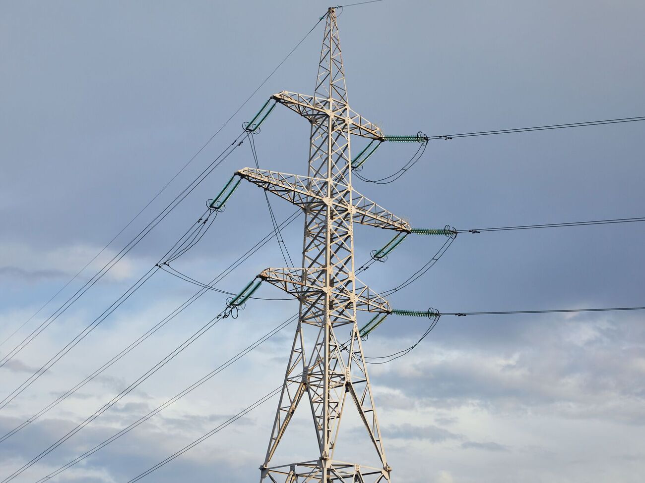 Специалисты "ДТЭК Донецкие электросети" непрерывно работают уже 534-е сутки, отметили в компании