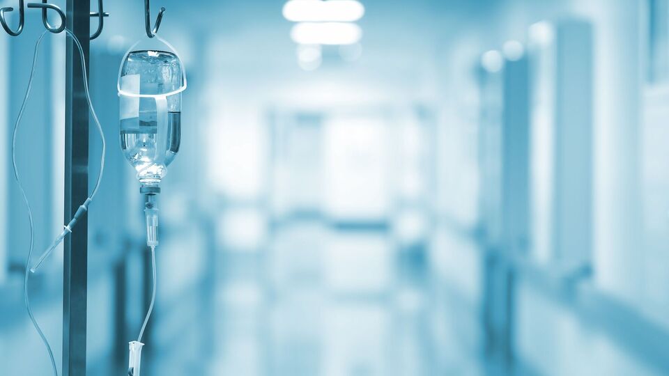 Пять взрослых и шесть детей пострадали из-за больничных медпрепаратов