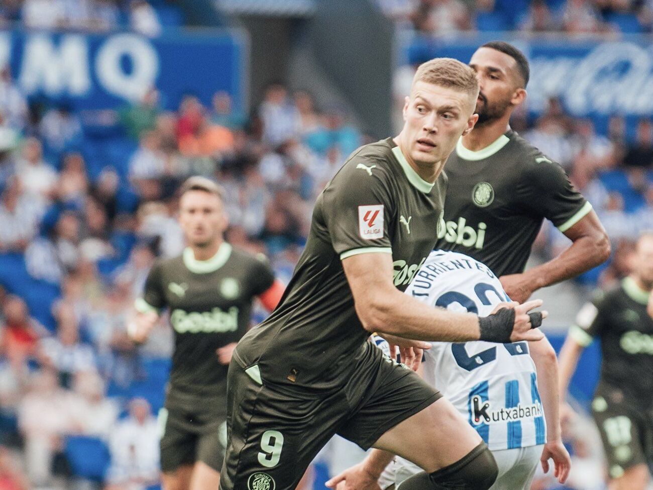 Довбик дебютировал в Испании, забив гол через восемь минут после появления на поле