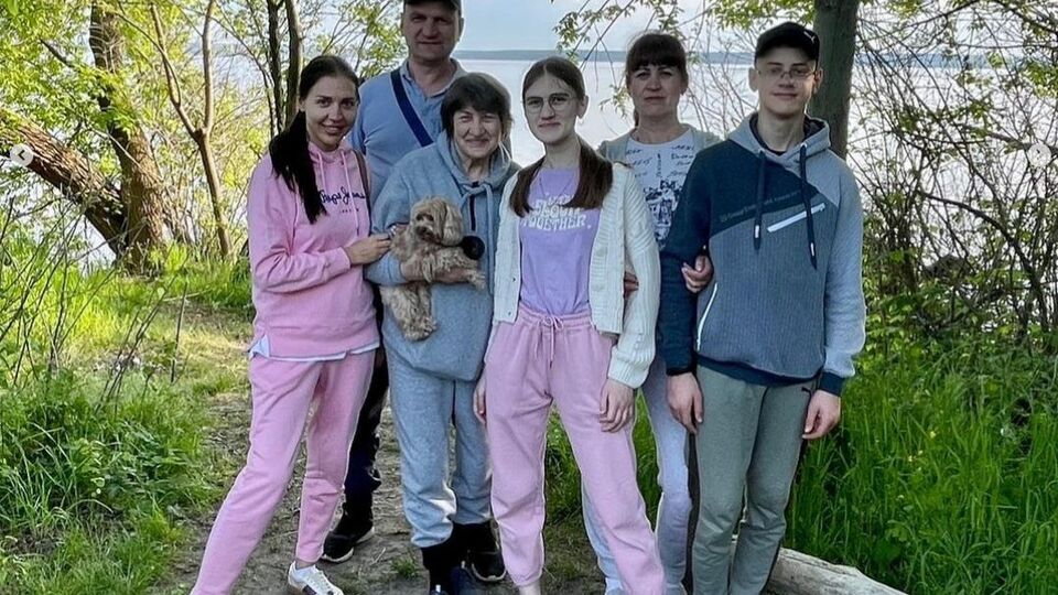 Сім'я переселенців із Маріуполя просить про допомогу