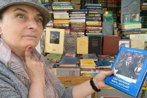 Не стесняйтесь воспитывать людей, которые во время похорон военных не проявляют уважения, слушают музыку и не могут встать на колено