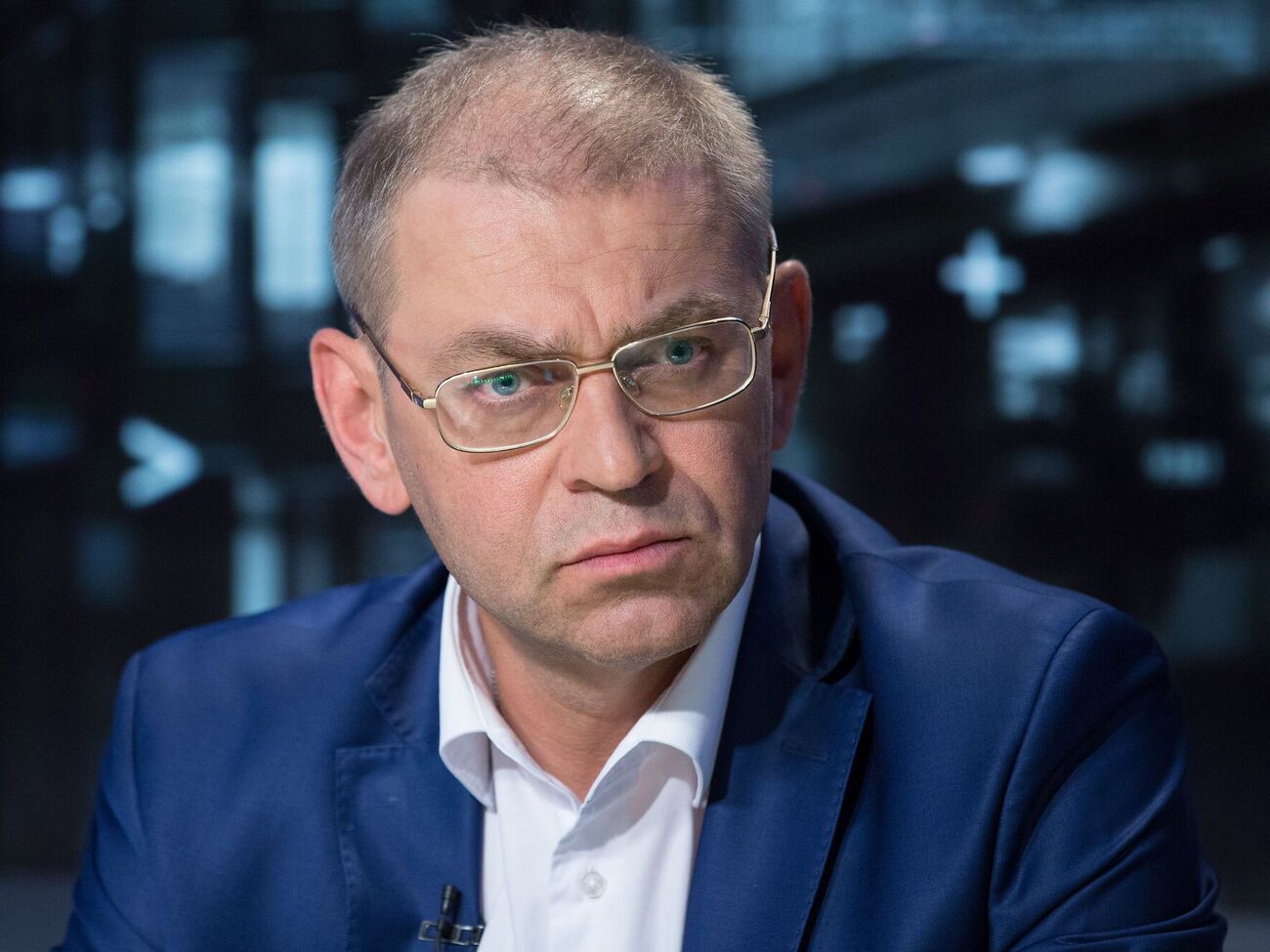 Фирма помощника Пашинского поставляет силам обороны ракеты, мины и гранаты