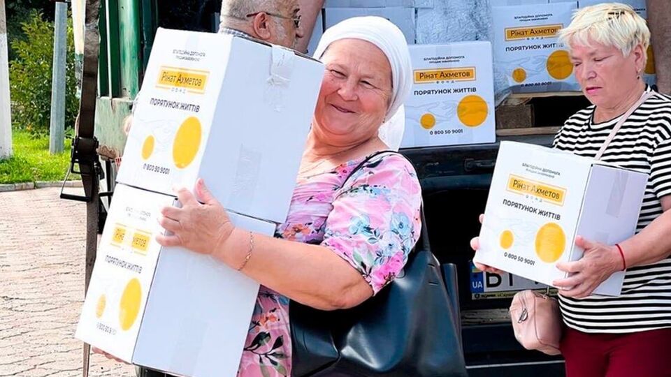 С начала полномасштабной войны организация передала около 270 тыс. наборов для жителей Донецкой области и временно эвакуированных из региона