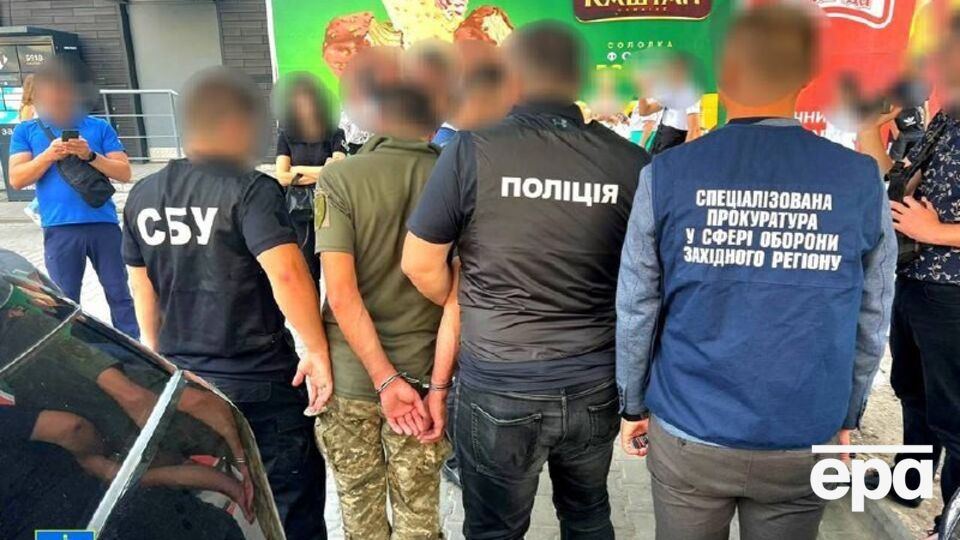 Суд решил держать задержанного под стражей с возможностью выхода под залог 214 тыс. грн