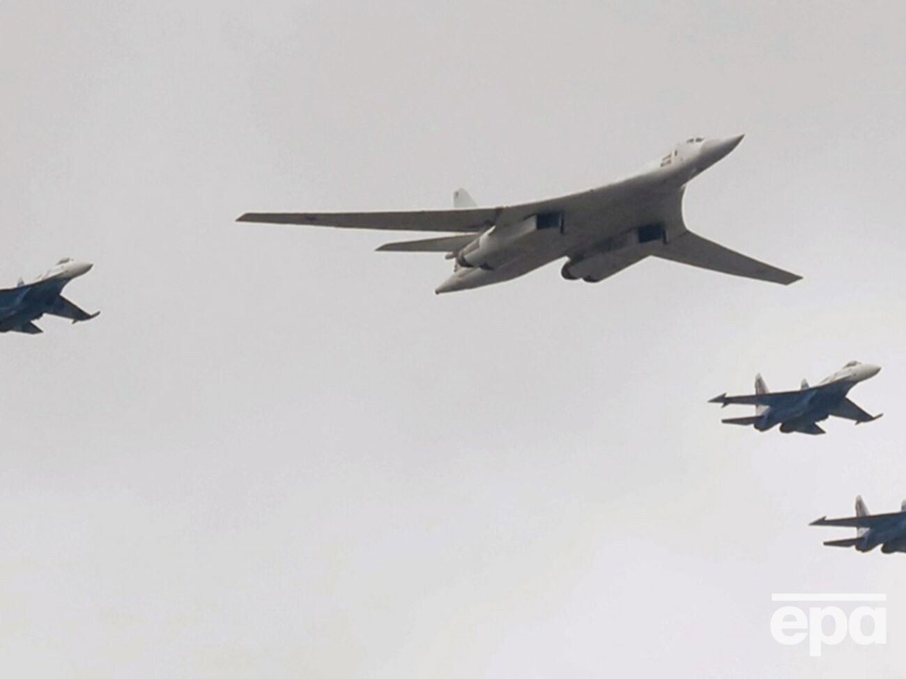 Российские самолеты не нарушили воздушное пространство США и Канады