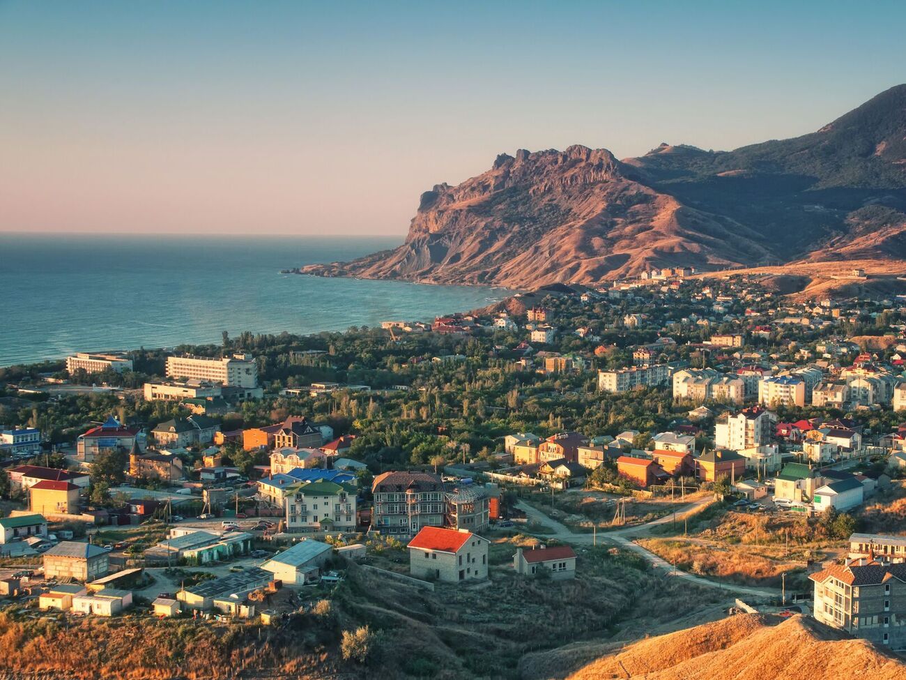 У президента рассказали о гуманитарной ситуации в Крыму