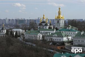 В Лавре представители УПЦ МП заблокировали несколько помещений