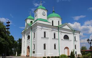 В 2003 году исполком Каневского горсовета дал УПЦ МП разрешение на оформление права собственности на собор