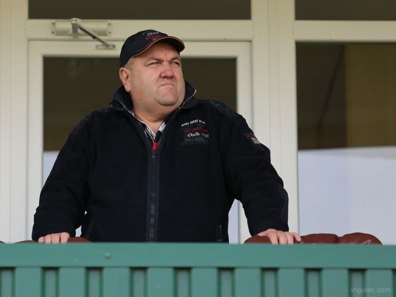 Узлова стверджує, що Поворознюк зґвалтував її у 1997 році