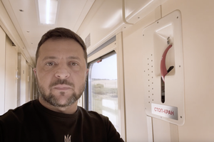 Зеленський: Почули від комбатів відгуки про бойове застосування техніки та зброї, яку надають партнери. Кожен такий відгук – це те, про що будемо говорити з лідерами
