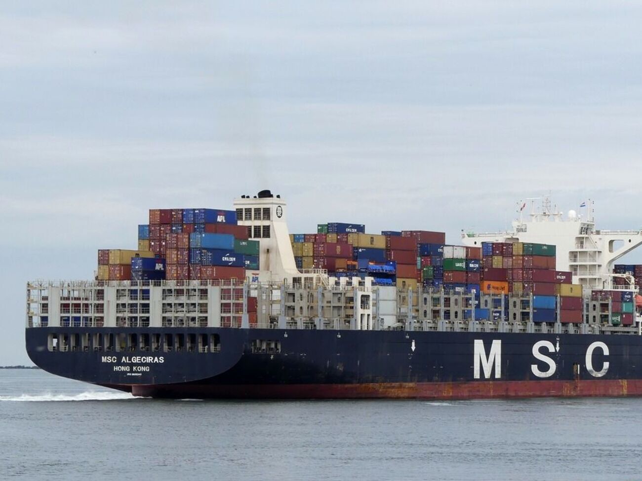 На борту Joseph Schulte около 30 тыс. т груза