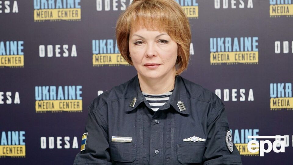 Гуменюк отметила, что оккупанты пытаются ремонтировать мосты