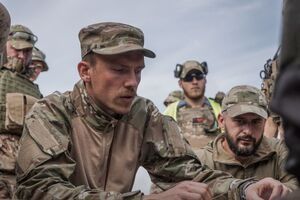 Прокопенко призвал присоединяться к рядам "Азова"