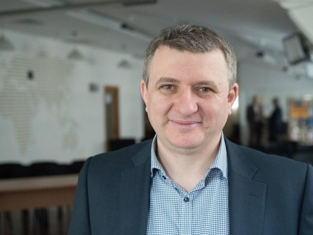 Если Резникова уволят, новый министр обороны должен соответствовать ряду критериев. Прежде всего – пользоваться доверием Зеленского