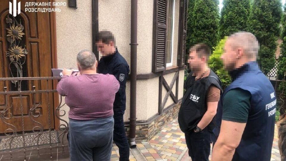 Шапакін підробив розписку, за якою він нібито позичив конфісковані гроші, вважають детективи