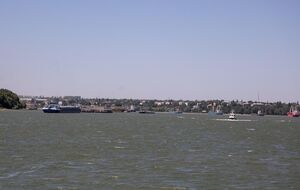 Значна частина українського зерна вирушатиме вниз Дунаєм, зазначила WSJ