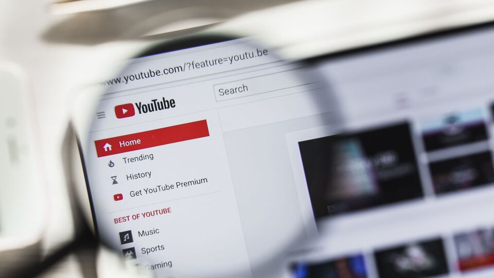 Особливу увагу YouTube буде приділяти дезінформації про рак