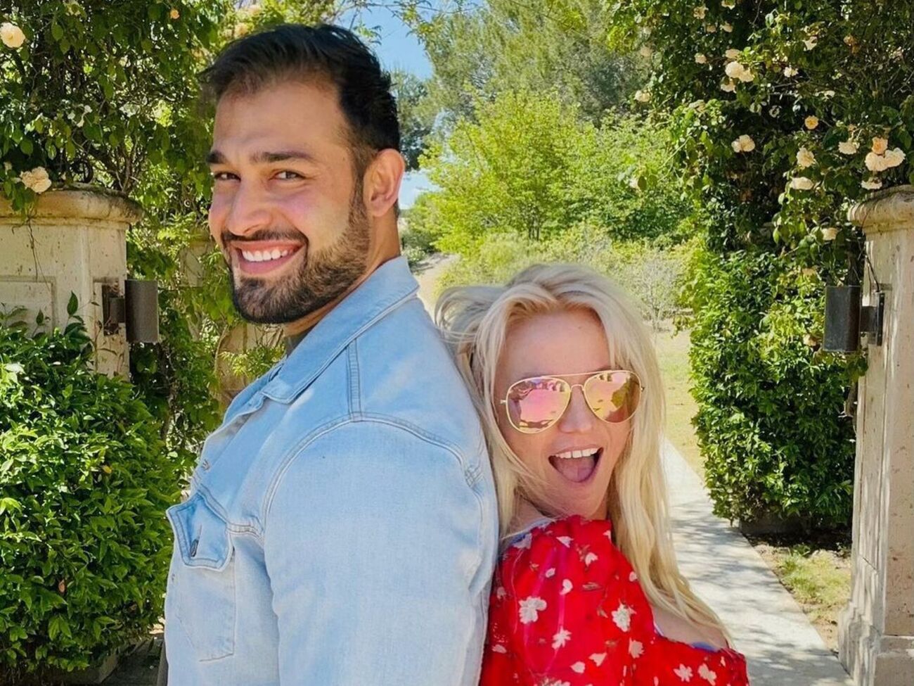 Спирс и Асгари поженились в июне 2022 года