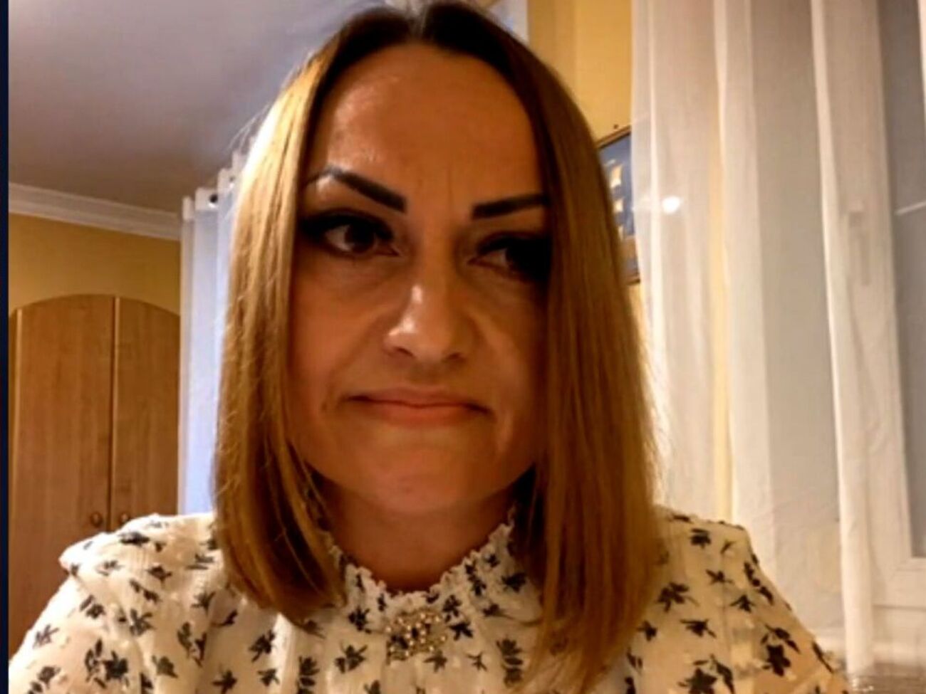 Узлова розповіла, що познайомилася з Поворознюком 17 травня 1997 року. Того дня він, за словами жінки, погодився її підвезти й потім зґвалтував