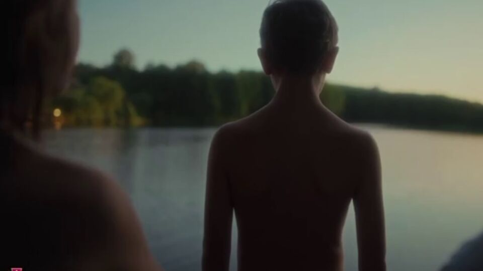 Маляр показала два ролика, снятые для кампании