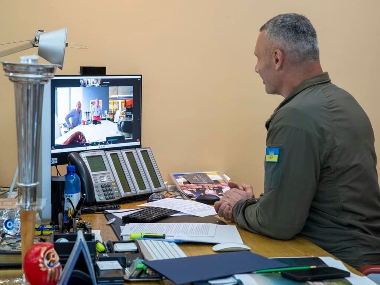 Віталій Кличко: Поспілкувався онлайн із керівником благодійної організації Bloomberg Philanthropies Майклом Блумбергом. Організація допоможе столичній владі трансформувати міські публічні послуги