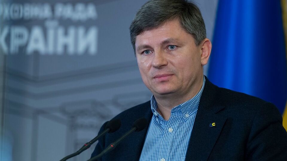 Герасимов заявляв, що не мусив декларувати нерухомість, куплену ним в Іспанії, оскільки передав її батькам