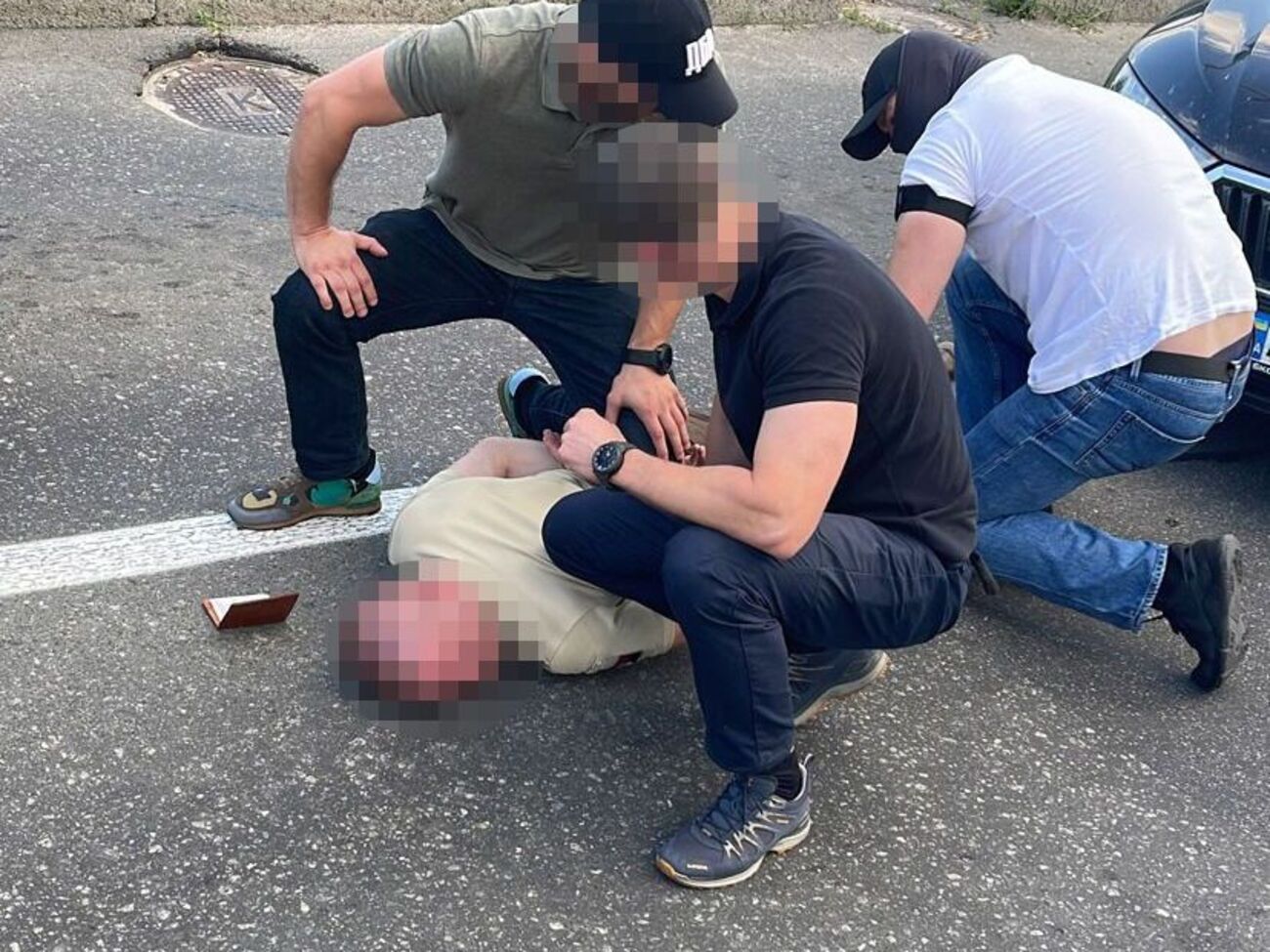 У ДБР вважають затриманого спільником районного військкома і чиновника зі штабу Сухопутних військ