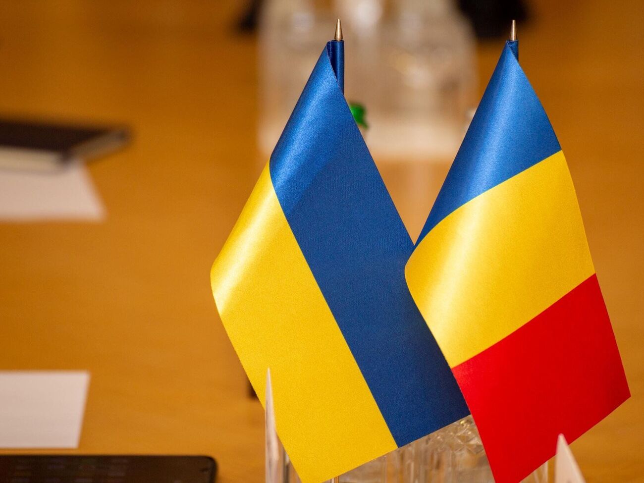 Шмыгаль и Чиолаку провели переговоры в Бухаресте