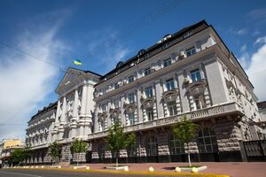 У СБУ зазначили, що підозрюваний переховується на окупованій території України