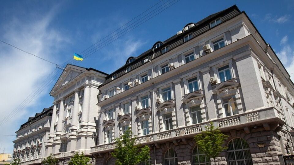 В СБУ отметили, что подозреваемый скрывается на оккупированной территории Украины