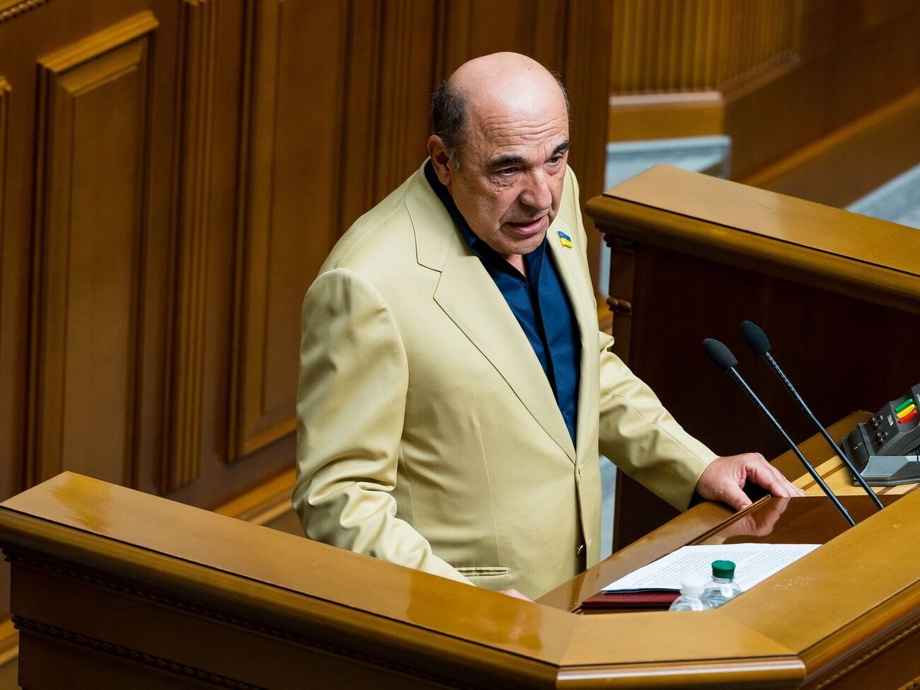 У листопаді 2022 року Рабіновича позбавили мандата нардепа