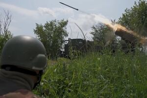 Чеська ракетна пускова установка несе на собі 40 снарядів реактивного залпового вогню, розповіли українські військові