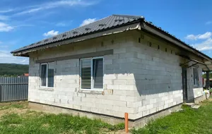 Земельну ділянку під будівництво військком придбав під час дії воєнного стану, після чого збудував на ній приватну садибу, зазначили в Нацполіції