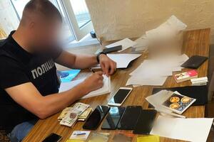 У фигурантов дела полиция изъяла 43 мобильных телефона