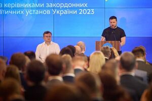 Президент заявив, що зброї, яку отримує Україна, поки недостатньо, щоб сили оборони могли очевидно перевершувати російських окупантів