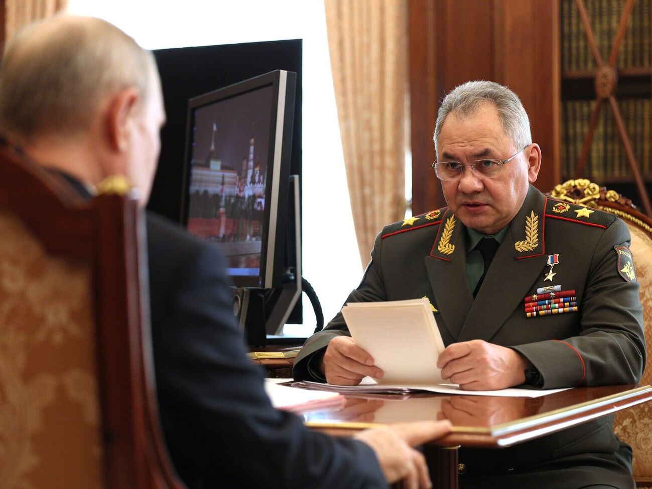 "Ястребы" в РФ настаивают на отставке Шойгу и переходе к более агрессивному ведению войны против Украины, отметило Bloomberg