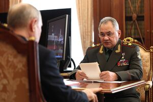 "Ястребы" в РФ настаивают на отставке Шойгу и переходе к более агрессивному ведению войны против Украины, отметило Bloomberg