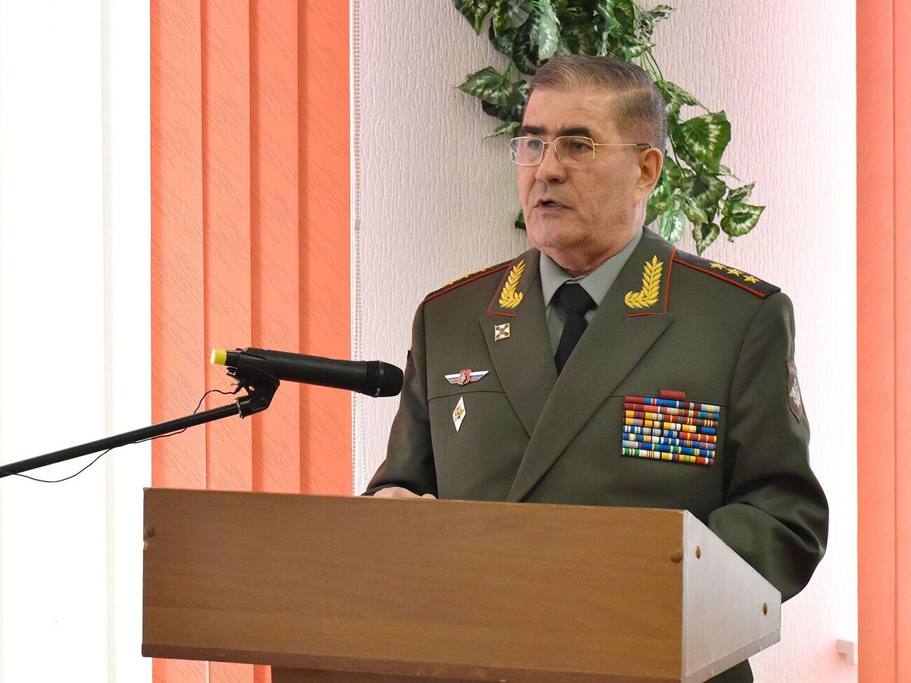 Російський генерал Капашин керував майном в Україні, діючи через родичів