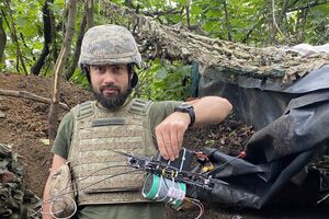 Єдиний варіант переломити хід війни – виготовити сотні тисяч дронів. І час іде на дні, інакше ворог зробить це швидше за нас