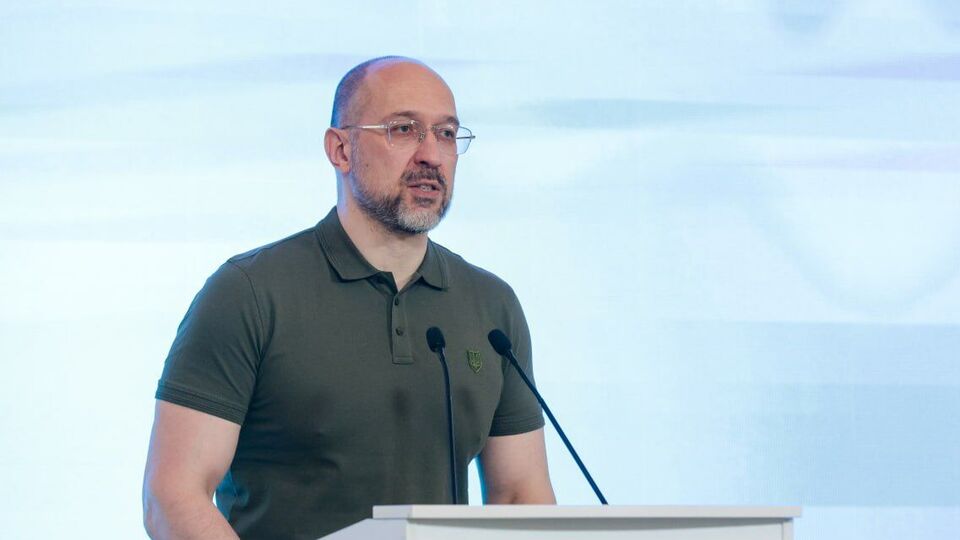 Шмигаль: Працюємо над тим, щоб в оселях кожного українця було світло й тепло