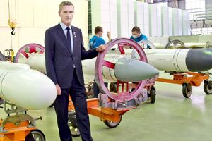 Обносов уже 20 років керує ракетною корпорацією РФ, нерухомість у Чехії записана на його зятя